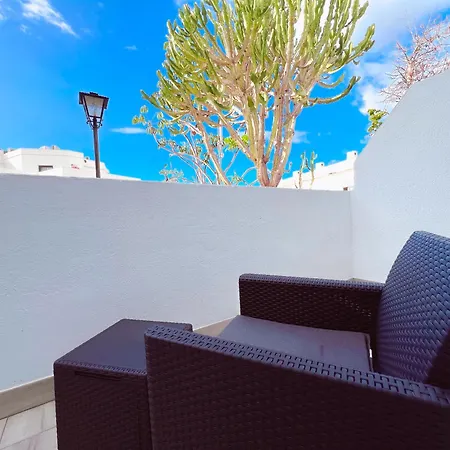Апартаменты Modern And Funcional Loft In Parque Cattleya, La112